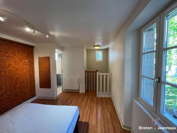 Appartement en duplex meublé - Laval - Centre Ville Rive Droite