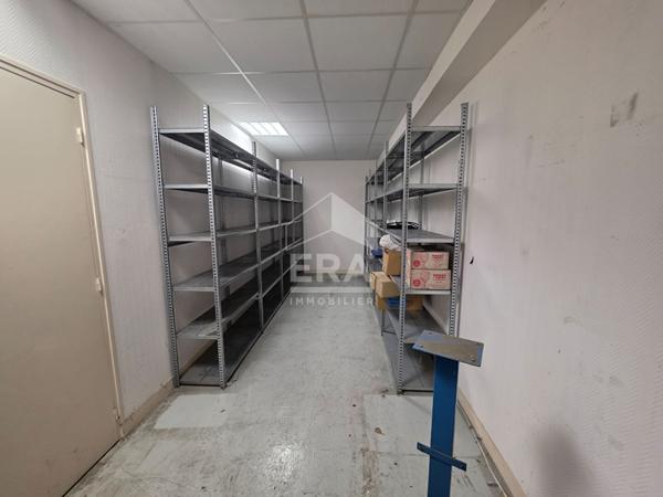 Local commercial Tours 335 m2