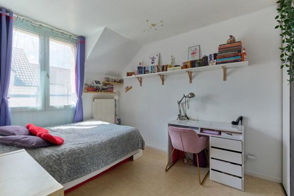 Maison 5 pièces, 4 chambres avec garage