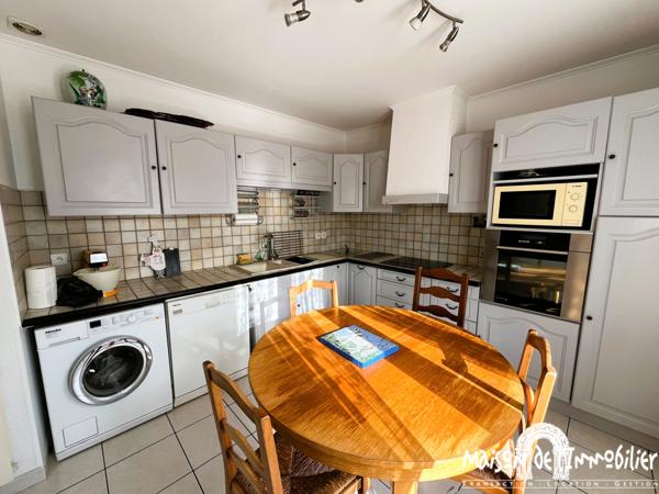 Vente MAISON - VIE DE PLAIN-PIED - JARDIN - SOUS-SOL - 5 CHAMBRES POSSIBLE - PROCHE ROYAN