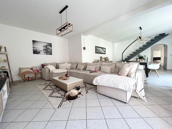 Maison de 190 m2 dans environnement boisé