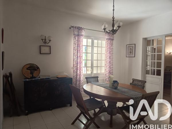 Maison à vendre 7 pièces 270 m² Saint-Pierre