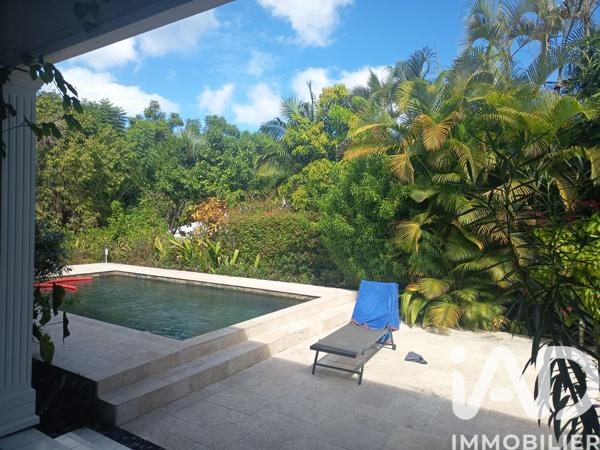 Maison à vendre 7 pièces 270 m² Saint-Pierre