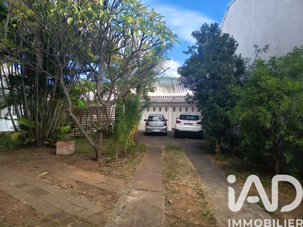 Maison à vendre 7 pièces 270 m² Saint-Pierre