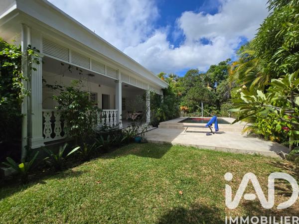 Maison à vendre 7 pièces 270 m² Saint-Pierre