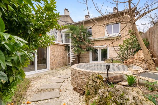 JOINVILLE-LE-PONT (94340) – MAISON 6 PIÈCES EN BORD DE MARNE– 173,68M2 CARREZ - TRÈS CALME – TRÈS LUMINEUX – JARDINS ET CUISINE D’ÉTÉ - BALCON – TERRASSE - GARAGE