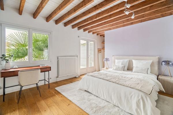 JOINVILLE-LE-PONT (94340) – MAISON 6 PIÈCES EN BORD DE MARNE– 173,68M2 CARREZ - TRÈS CALME – TRÈS LUMINEUX – JARDINS ET CUISINE D’ÉTÉ - BALCON – TERRASSE - GARAGE