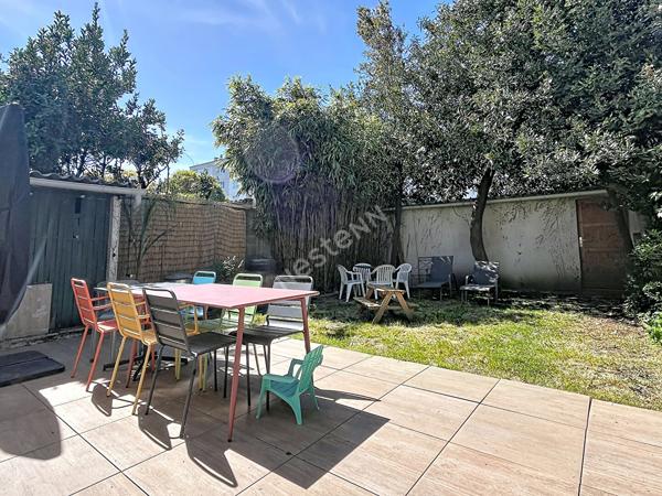 Maison à Nantes / en impasse / 4 chambres et bureau / jardin / garage / DPE en C