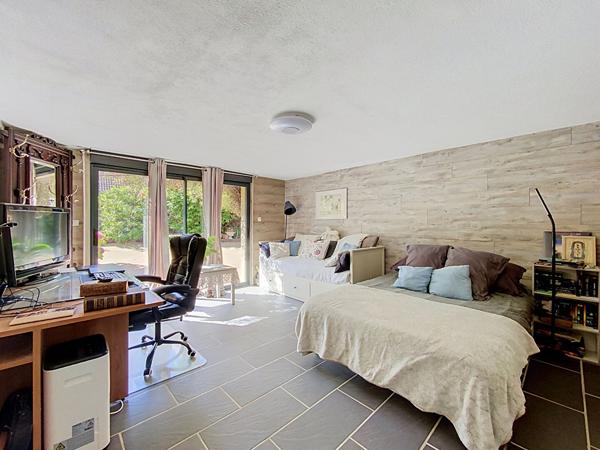 SPAY - 5 CHAMBRES - JARDIN