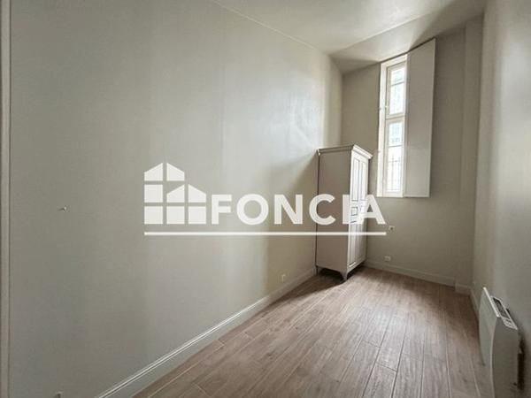 Location Appartement 3 pièces 61.6 m² - 62 COURS NATIONNAL Saintes 17100