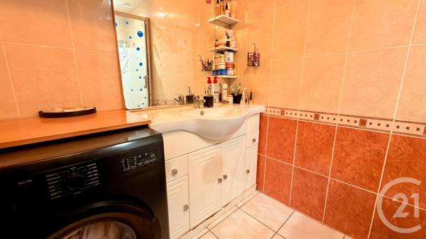 Appartement F2 à vendre  2 pièces - 59,10 m2 MONTFERMEIL - 93