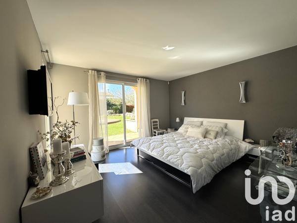 Maison à vendre 10 pièces 260 m² Buxerolles