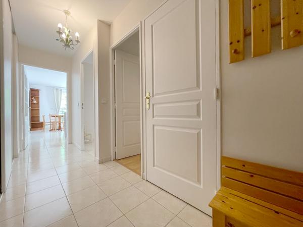 Montigny-le-Bretonneux (78180) Appartement 3 pièces de 57m² carrez avec une TERRASSE 23m2 - Montigny le Bretonneux - QUARTIER PAS du LAC - TO