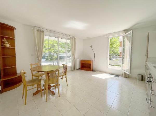 Montigny-le-Bretonneux (78180) Appartement 3 pièces de 57m² carrez avec une TERRASSE 23m2 - Montigny le Bretonneux - QUARTIER PAS du LAC - TO