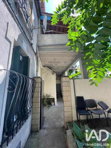 Maison à vendre 12 pièces 100,12 m² La Courneuve