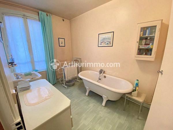 Vente                                                      Maison
                        
                     4 pièces                      80 m2                     à Trouville-sur-Mer