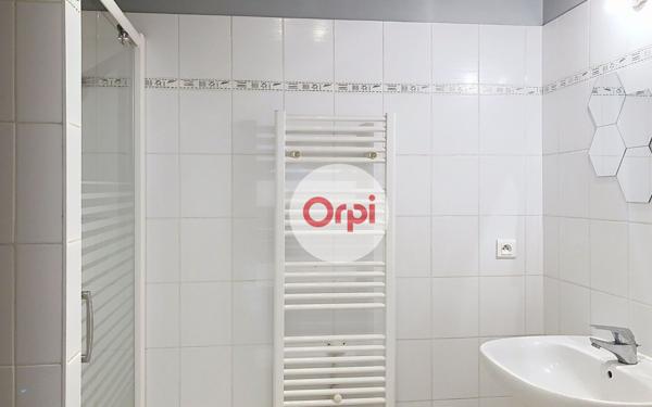 Maison à louer    2 pièces •  Le Guerno