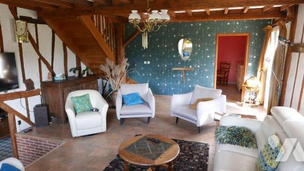 MAISON DE CARACTERE
A VENDRE, très proche FAISSAULT et A 34 à 5 min  (à 10 minutes de la gare ...