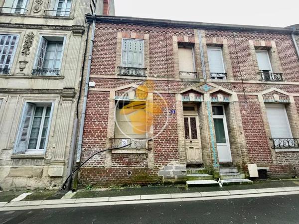 Vente                                                      Maison
                        
                     6 pièces                      130 m2                     à La Fère