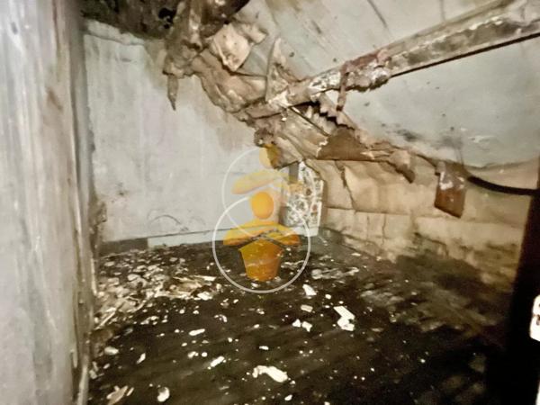 Vente                                                      Maison
                        
                     6 pièces                      130 m2                     à La Fère