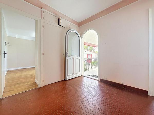 Ascain , Appartement 73 m2 avec garage, parking et jardin