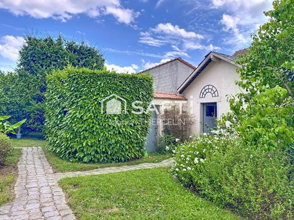 Demeure de charme de 186m² environ avec un parc arboré sans vis-à-vis