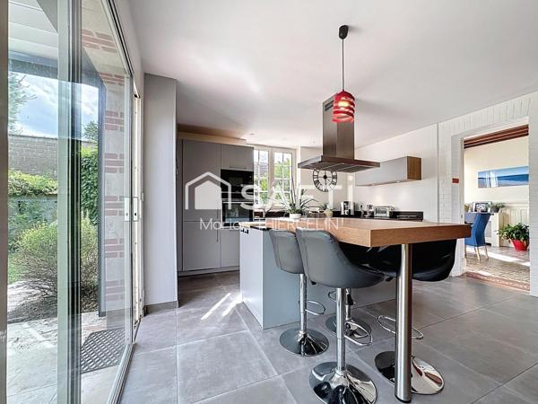 Demeure de charme de 186m² environ avec un parc arboré sans vis-à-vis