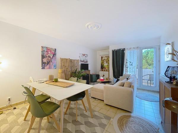 BEAU T2 DE 46M² AU 1ER ETAGE BALCON PARKING