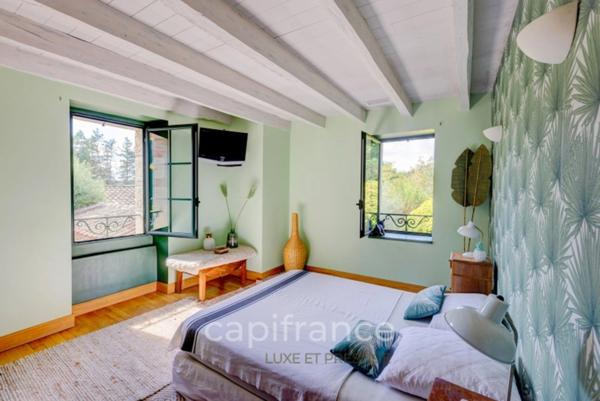 Magnifique Propriete à vendre 10 pièces proche de GAILLAC (81) Puycelsi