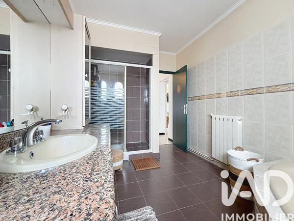 Maison à vendre 5 pièces 180 m² Béziers