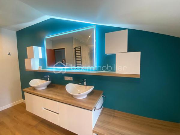 Appartement de 242 m²
