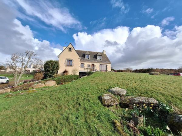 Maison à vendre    8 pièces •  Pleumeur-Bodou