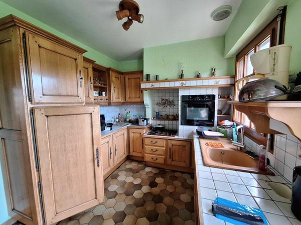 Maison à vendre    8 pièces •  Pleumeur-Bodou