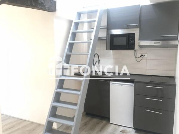 Location Studio meublé 16.29 m² - 2 RUE DES BUCHERONS Saint Germain En Laye 78100