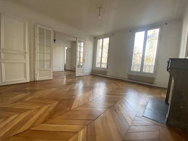 Appartement Paris 4 pièce(s) 76.70 m2