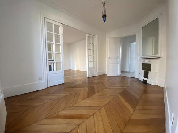 Appartement Paris 4 pièce(s) 76.70 m2