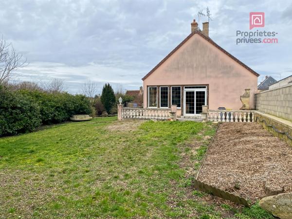 EXCLUSIF ! à 5km d'Epoisses, au coeur de ce bourg, Maison 8 pièces avec Grenier aménageable