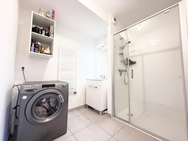 APPARTEMENT À VENDRE 2 PIÈCES - BALCON PLEIN SUD & PARKING À VANNES
