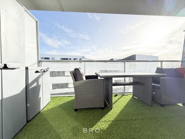 APPARTEMENT À VENDRE 2 PIÈCES - BALCON PLEIN SUD & PARKING À VANNES