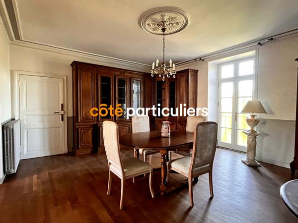 Vente Maison310 m² - 14 Pièces - LE POIRE SUR VIE (85170)