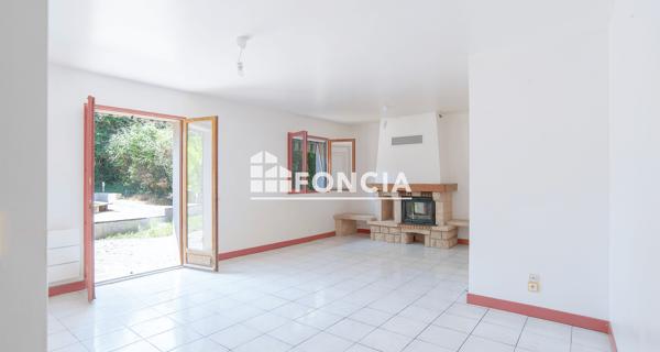 À vendre Maison 5 pièces 111 m² - Ahetze 64210