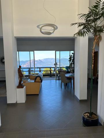 PIANA. VILLA D'ARCHITECTE. VUE PANORAMIQUE SUR LE GOLFE DE PORTO