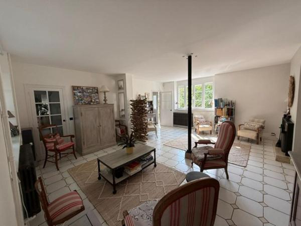 MAISON ANCIENNE RENOVEE DE 159 M² A JOUARS PONTCHARTRAIN