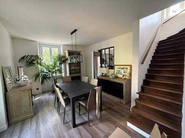 MAISON ANCIENNE RENOVEE DE 159 M² A JOUARS PONTCHARTRAIN
