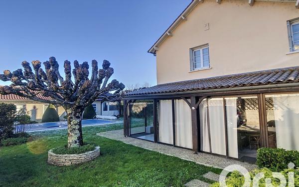 Maison à vendre    5 pièces • 132 m2 Périgueux