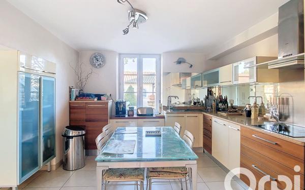 Maison à vendre    5 pièces • 132 m2 Périgueux