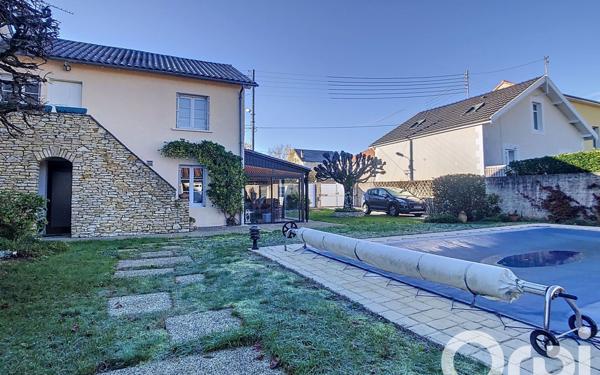 Maison à vendre    5 pièces • 132 m2 Périgueux