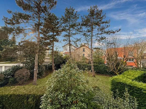 Appartement Fontenay Aux Roses 4 pièce(s) 82.81 m2
