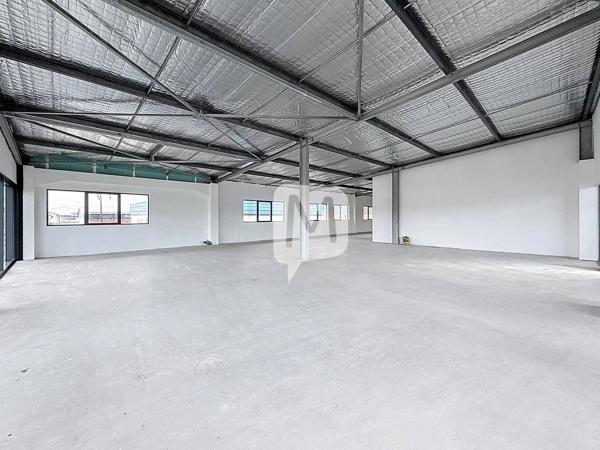 DPT GUYANE, à louer MATOURY locaux de 89 à 90 m² au rez-de-chaussée et 1er étage