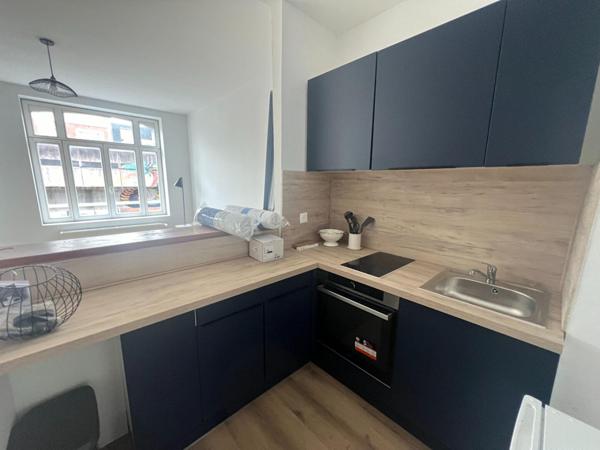 A LOUER : T1 à LILLE • Boulevard de Belfort - LILLE-MOULINS • 640 € CC • Réf. 862-02